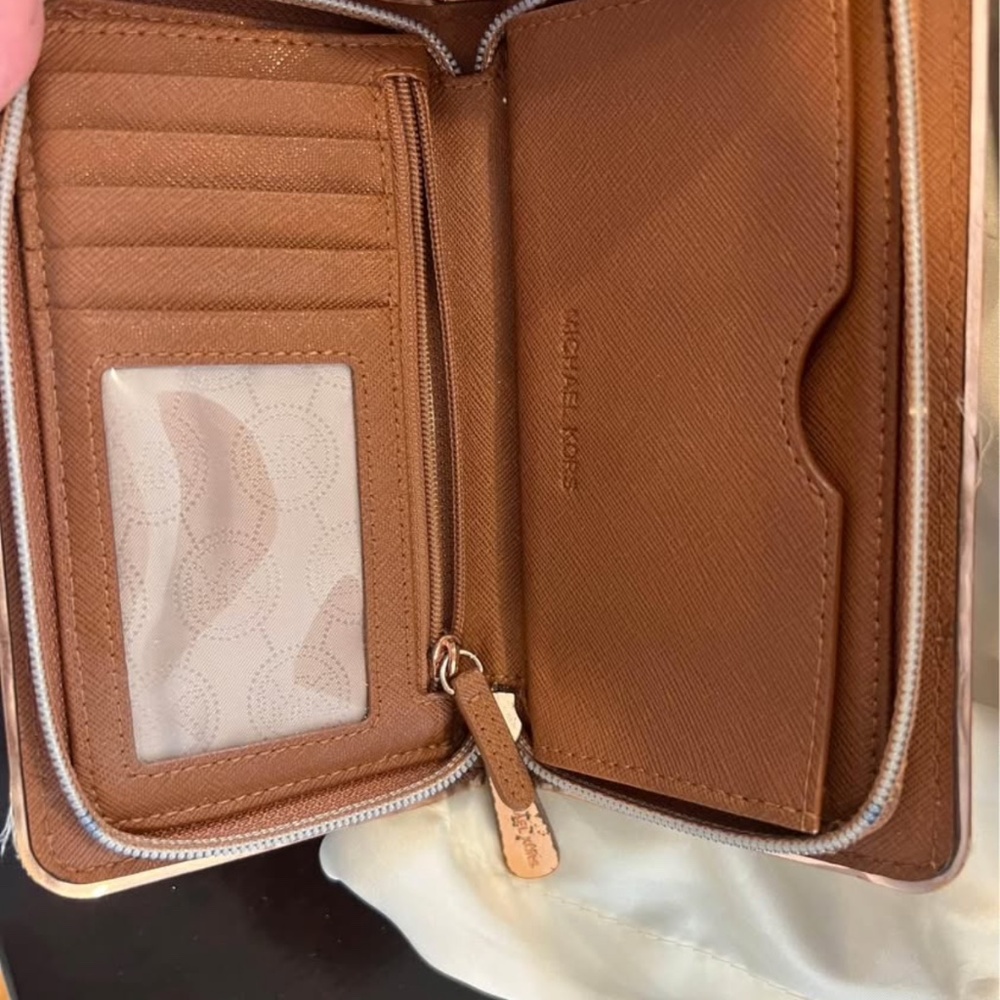 Michael Kors Selma - Picture 4 of 4